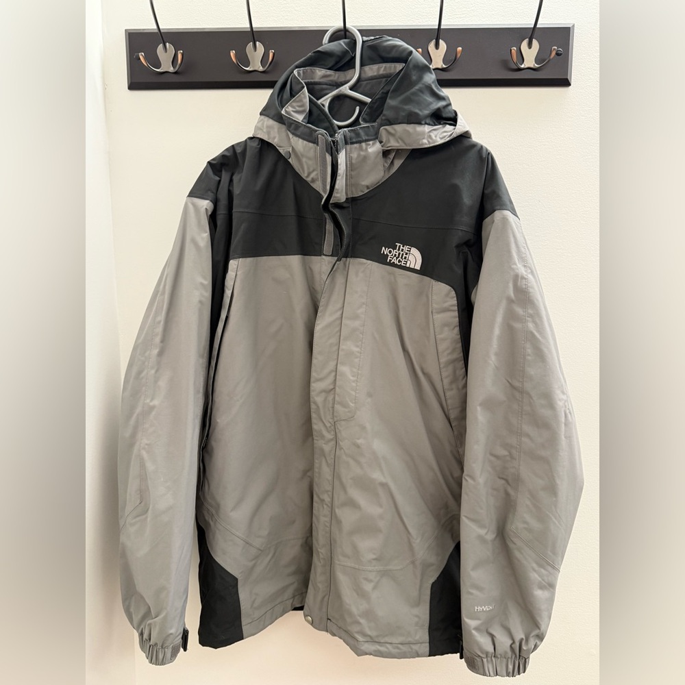 Men’s The North Face two piece winter coat XL
